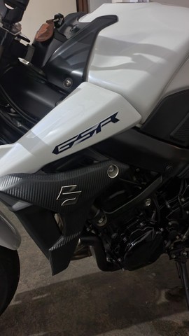 SUZUKI GSR750 2014 2015