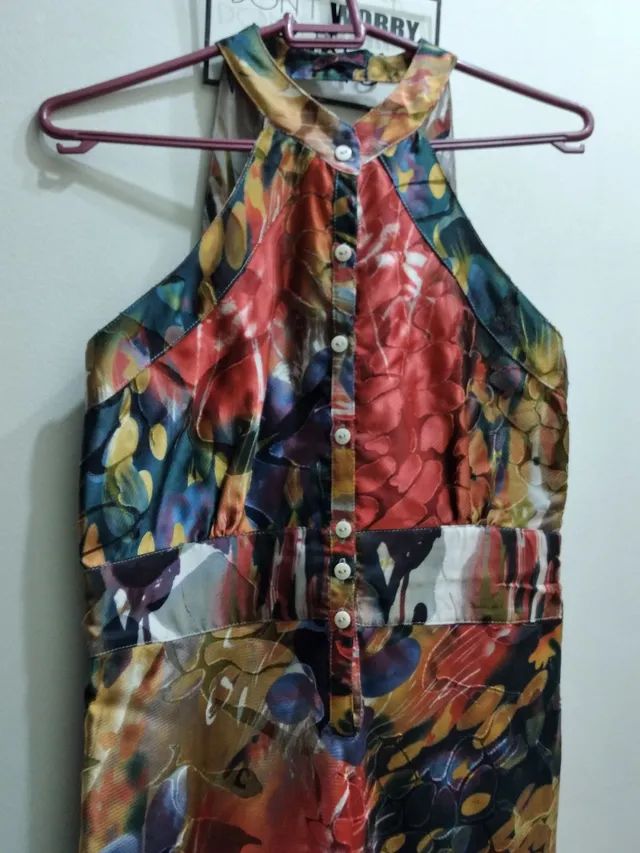 VENDO VÁRIOS VESTIDOS DE FESTA.
