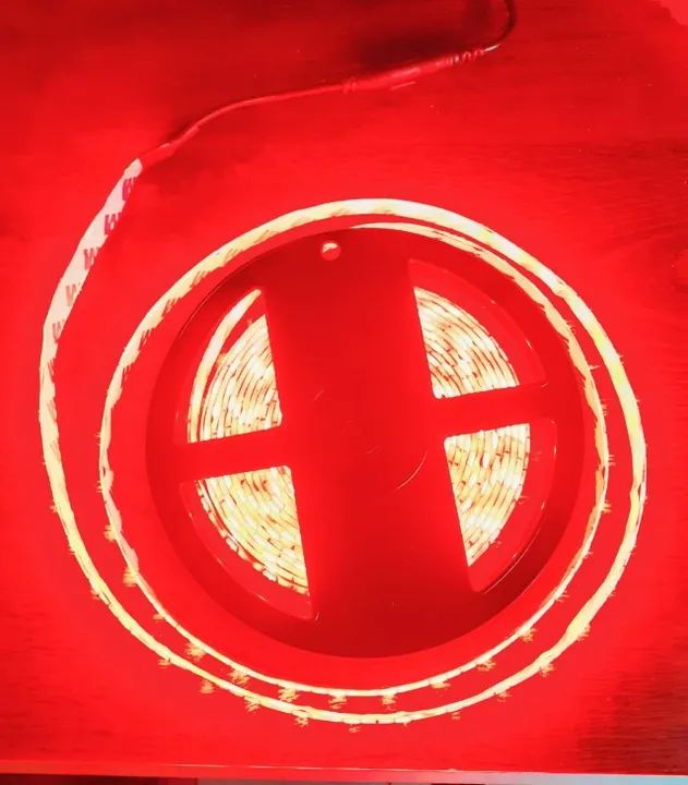 Fita Led vermelha 5 metros - Foto 2