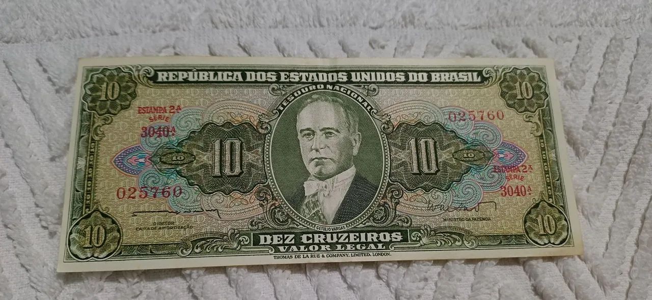 Cédulas e moedas antigas em ótimo estado - Foto 2