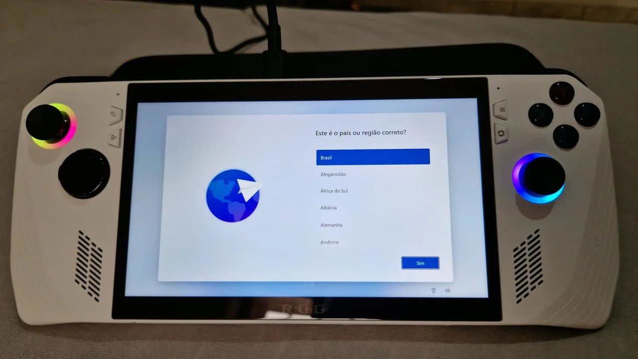 Asus ROG Ally Ryzen Z1 Extreme 2tb - Foto 2