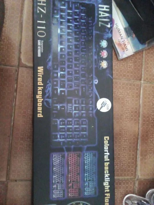 Teclado semi mecânico 