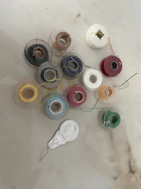 Máquina de costura singer - Foto 5