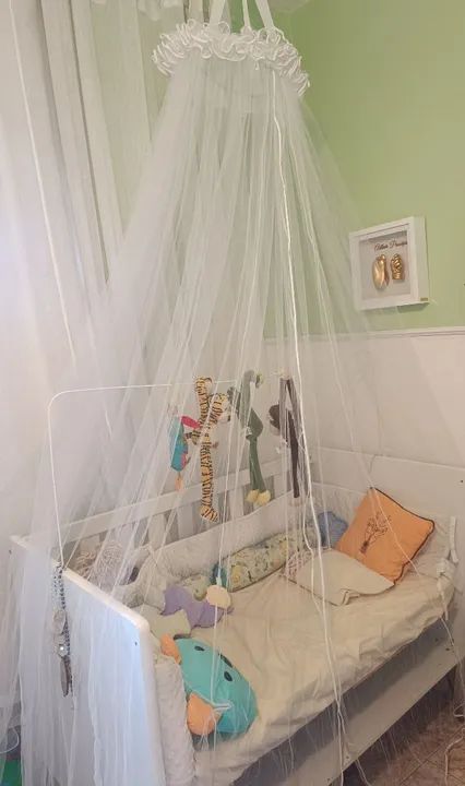 Mosquiteiro para berço branco com babados - Foto 2