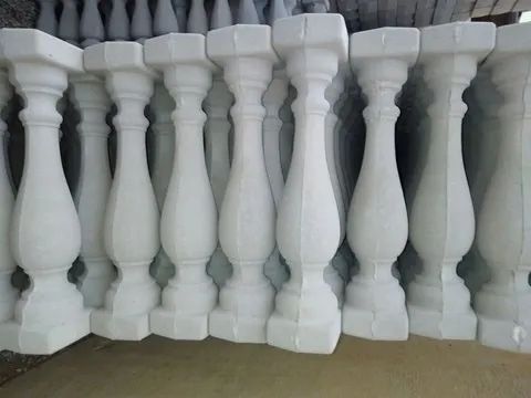 Balaústre, grade de concreto e canaletas - Foto 5