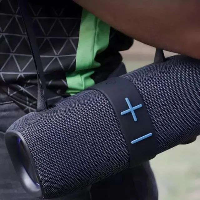 Caixa bluetooth super potente com alça- nova na embalagem - Foto 2