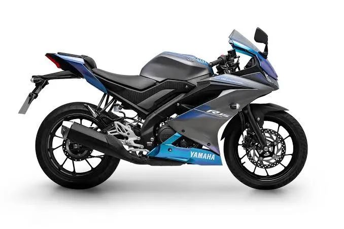 Yamaha R15 camaleão 2025. Não aceito trocas, parcelamentos ou mexer no valor - Foto 2
