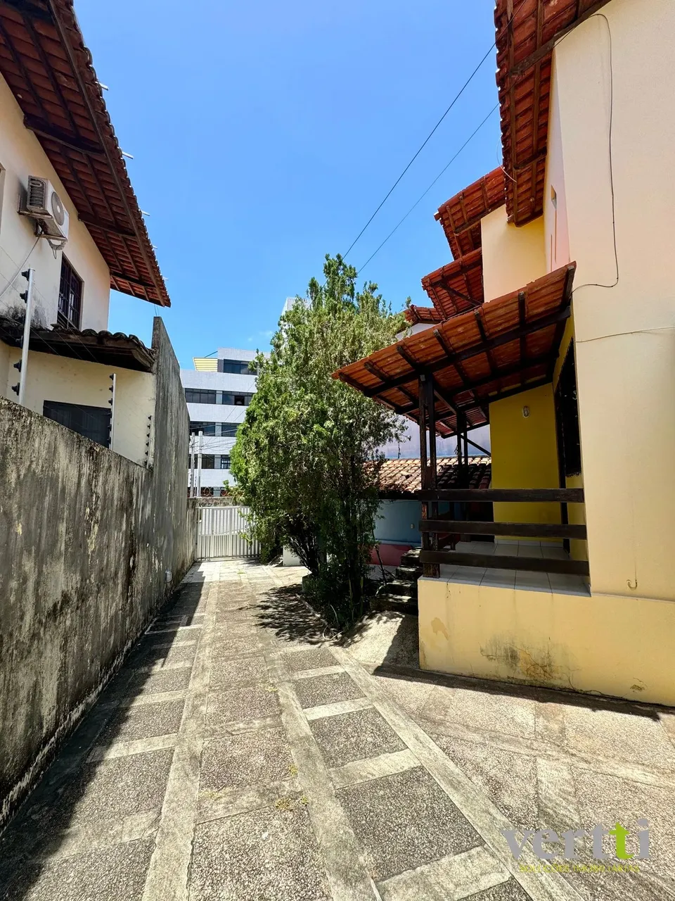 Duplex para aluguel - atrás do via direta com 3 quartos