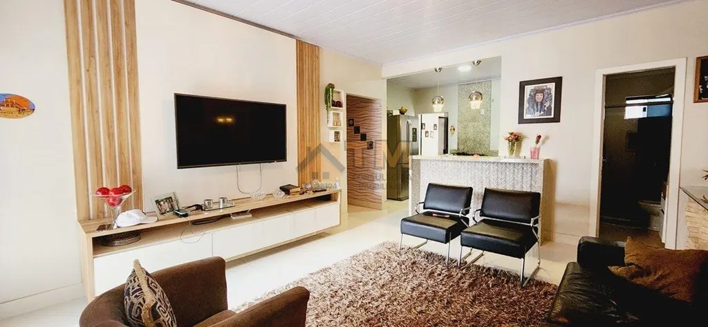 Excelente Casa na Quadra 104 do Residencial Oeste