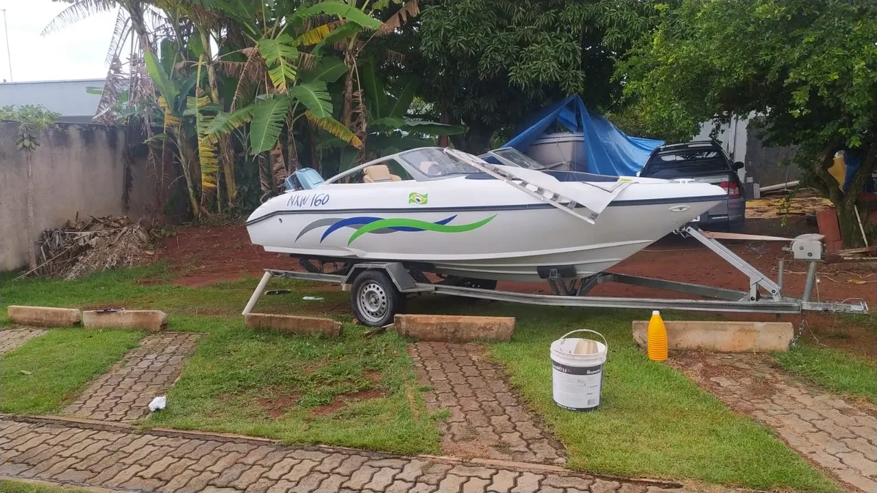 lancha nxw 160 + reboque