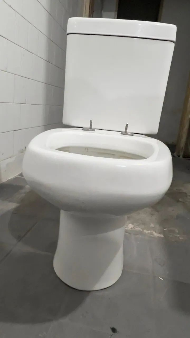 Vaso Sanitario C/Caixa acoplada Deca