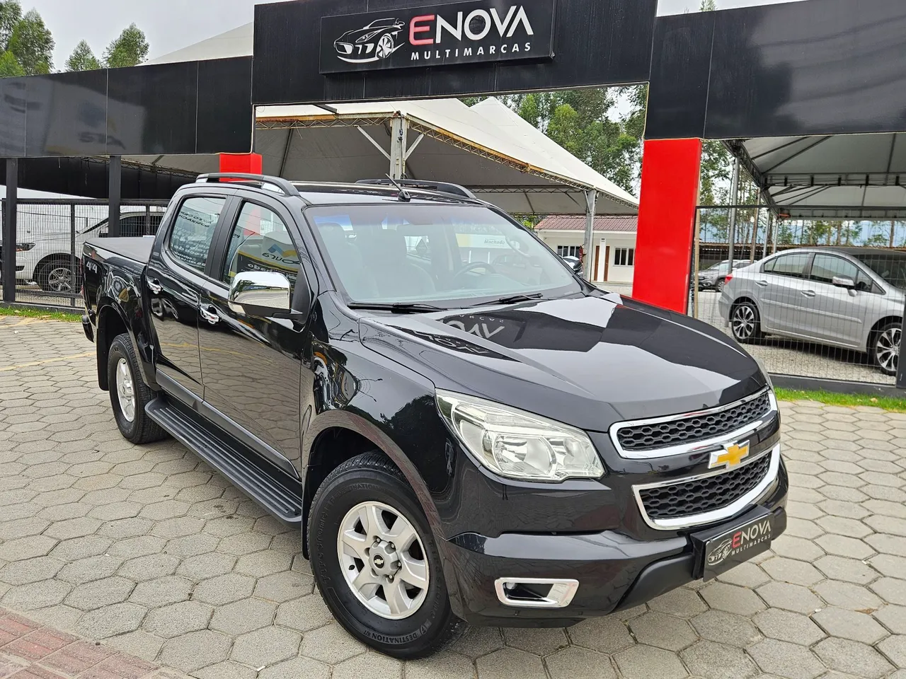 S10 LT 2013 2.8 Automática 4x4 Baixa km