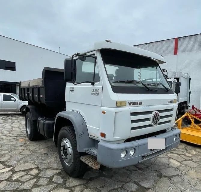 VW 13180 Caçamba Ano 2009