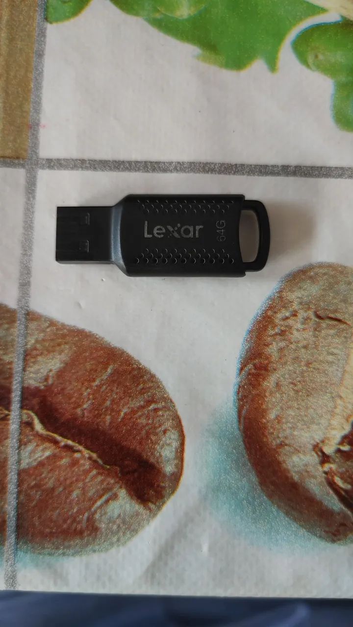 Pen Drive Lexar V400 64GB USB 3.0 - Foto 2