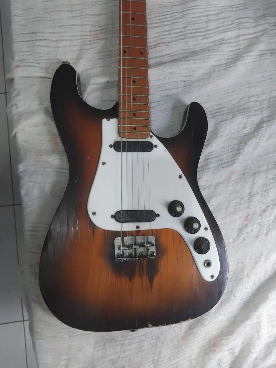 Guitarra Giannini  - Foto 2