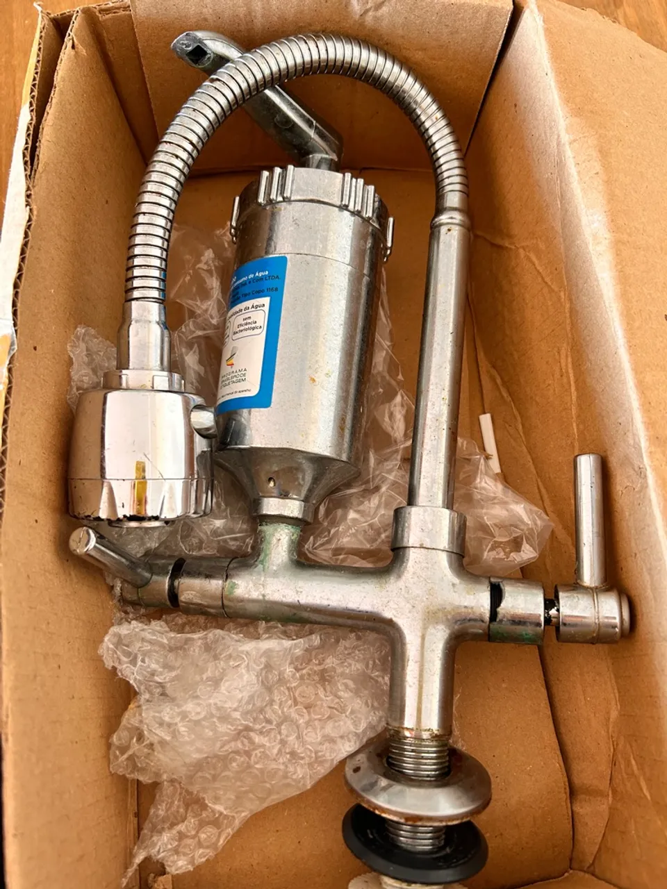 Vendo torneira gourmet com filtro - Usada.