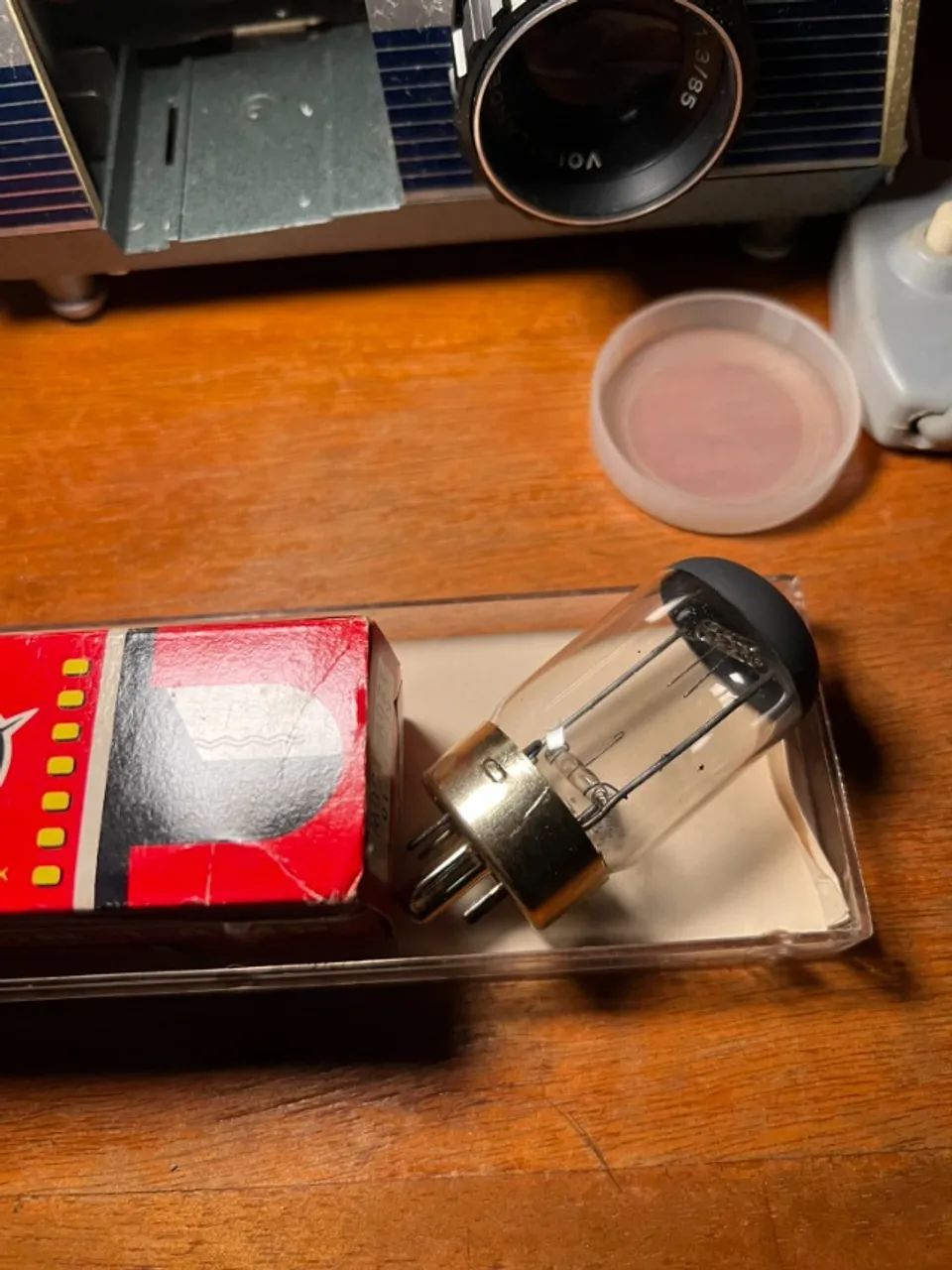 Projetor de Mesa Voigtländer Perkeo RELÍQUIA - C/ Todos os Acessórios e Lâmpada Substituta - Foto 4