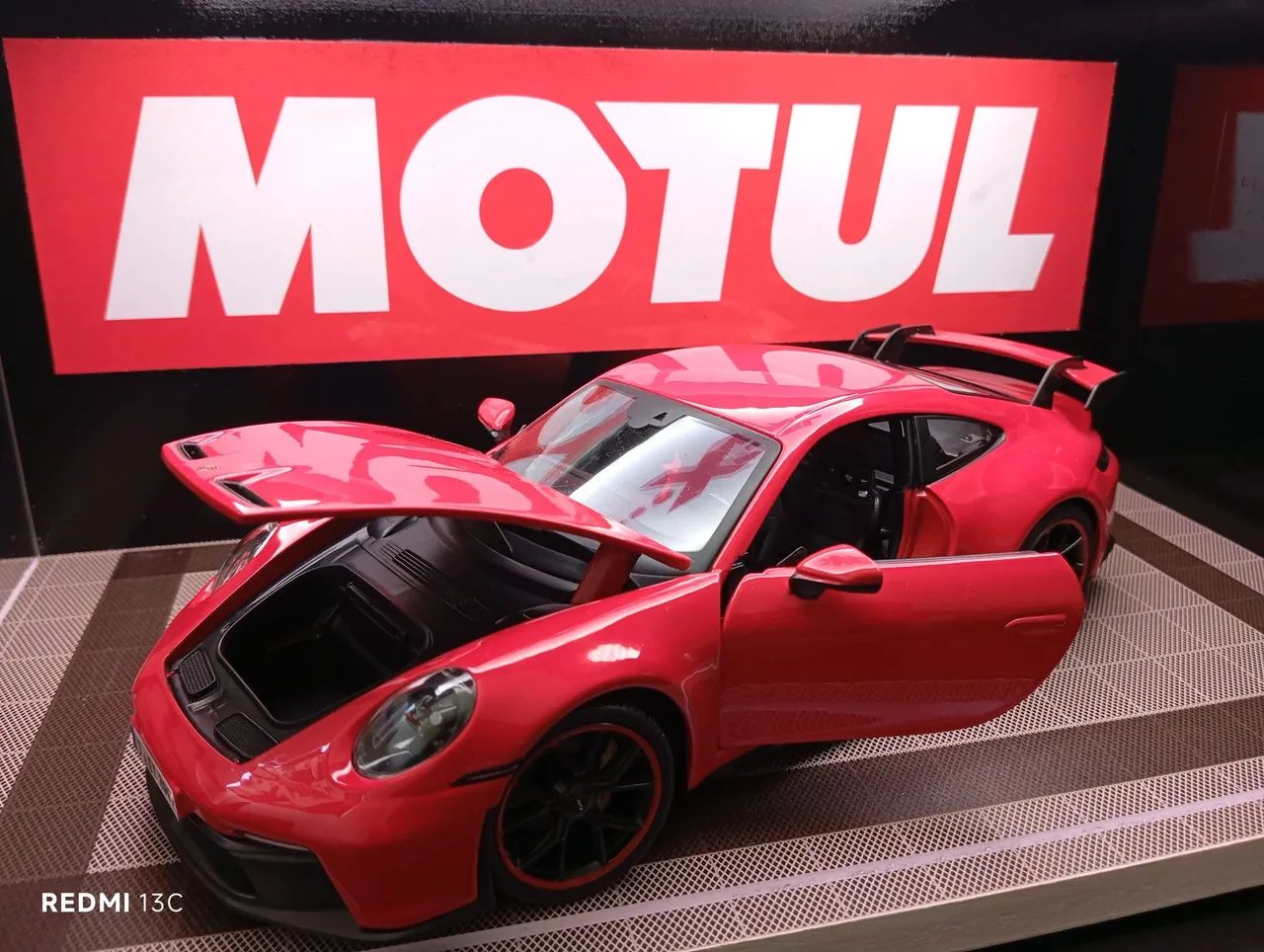 Top Miniatura Porsche 911 GT3 - Maisto - escala 1/18