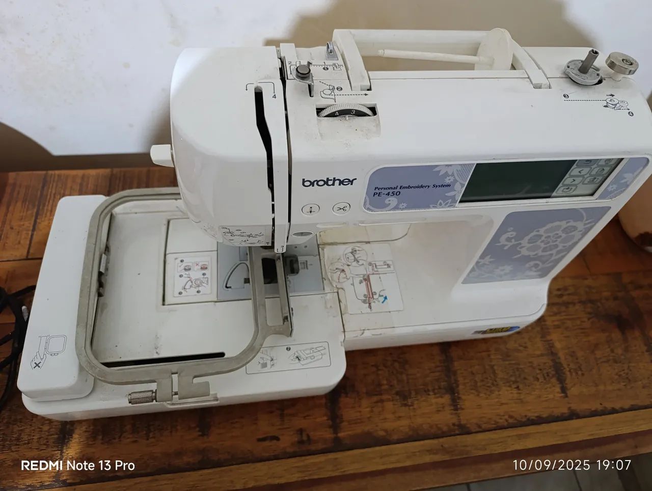 Máquina de bordar brother  - Foto 2
