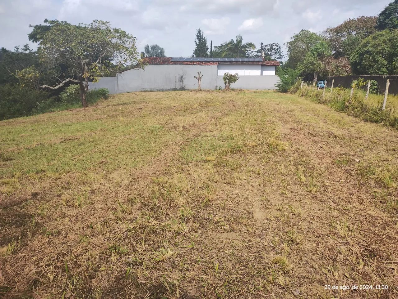 Área excelente em aldeia, nascente e de esquina. - Foto 4