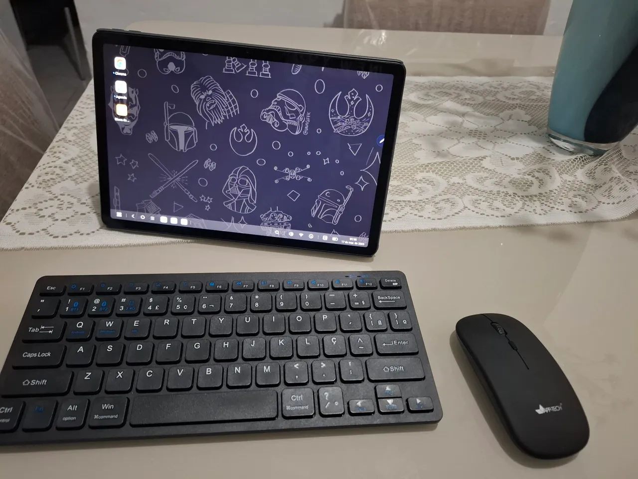 Tablet Lenovo m11 com caneta teclado e mouse