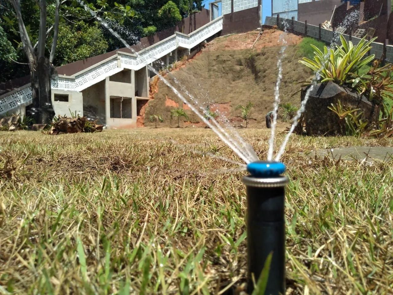 Irrigação automática para jardins