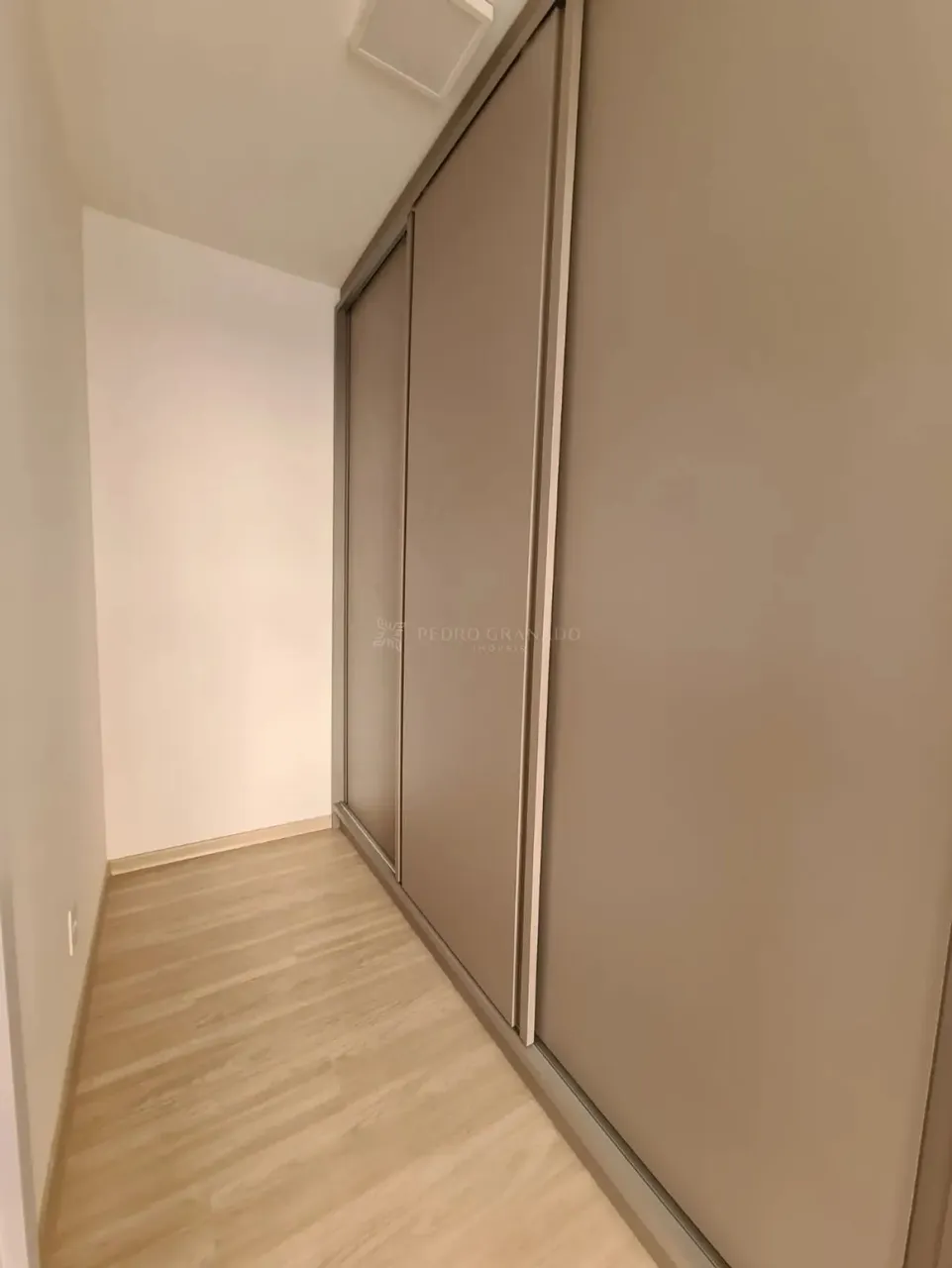 Apto novo, semi mobiliado, excelente área de lazer