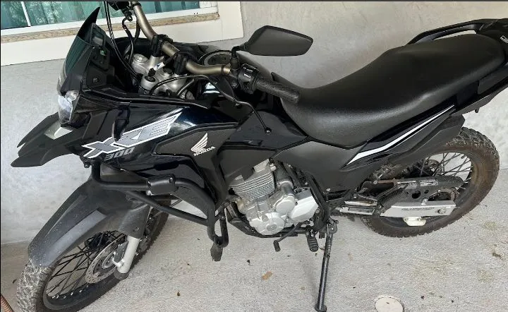 Moto XRE 300 2019 - aceito troca