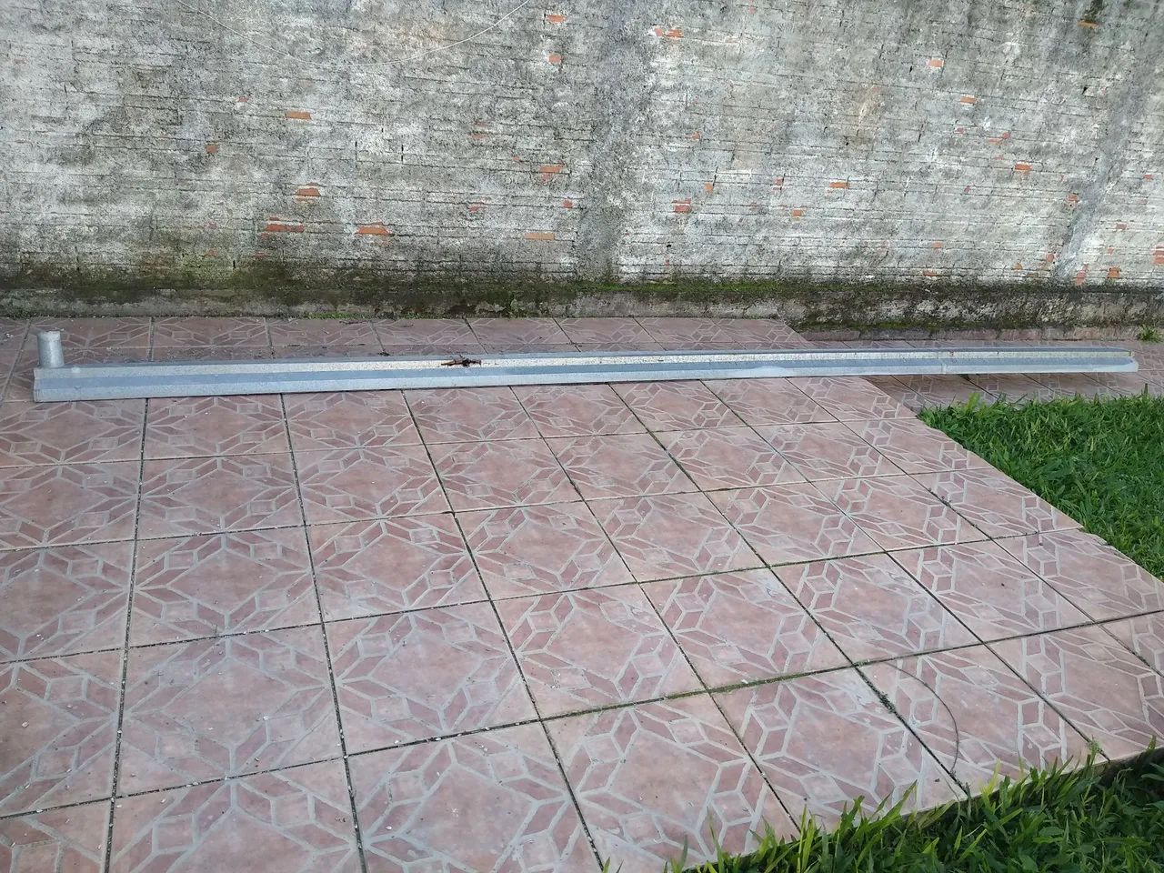 5-Meter Gutter