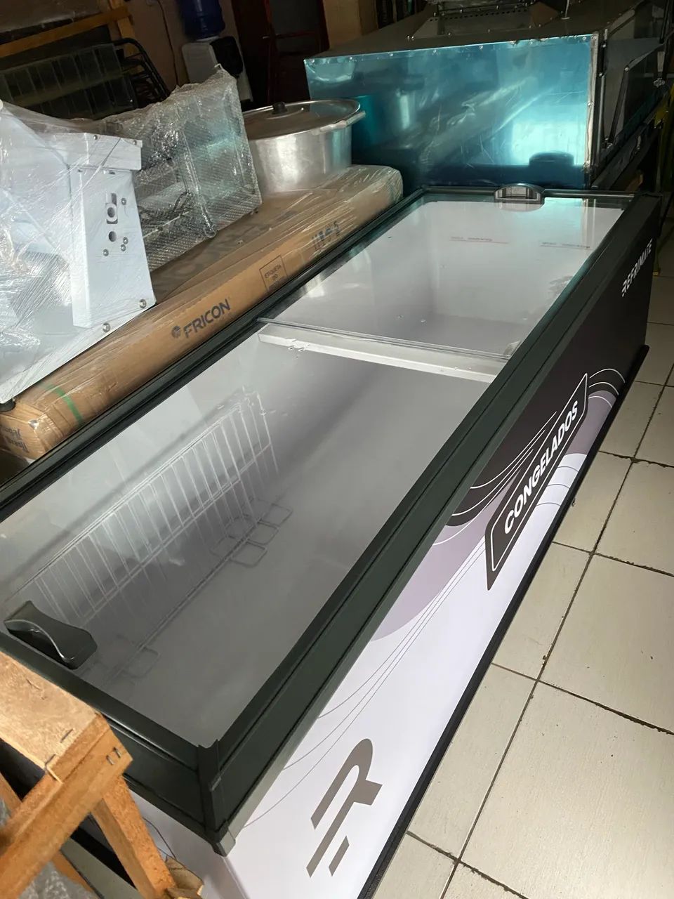 Ilha pra congelados e frios Refrimate 2 metros  - Foto 4