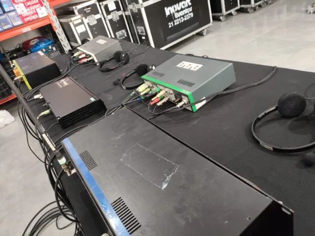 KIT TRADUÇÃO P 30 PESSOAS (03 CANAIS)