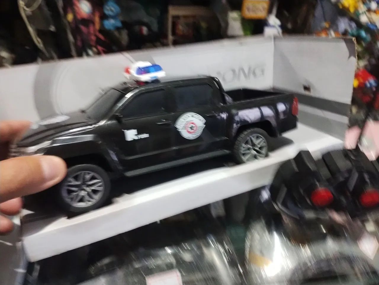Caminhão de Polícia Controle Remoto - Foto 3