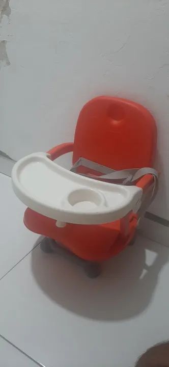 Cadeirinha de bebê para refeições 