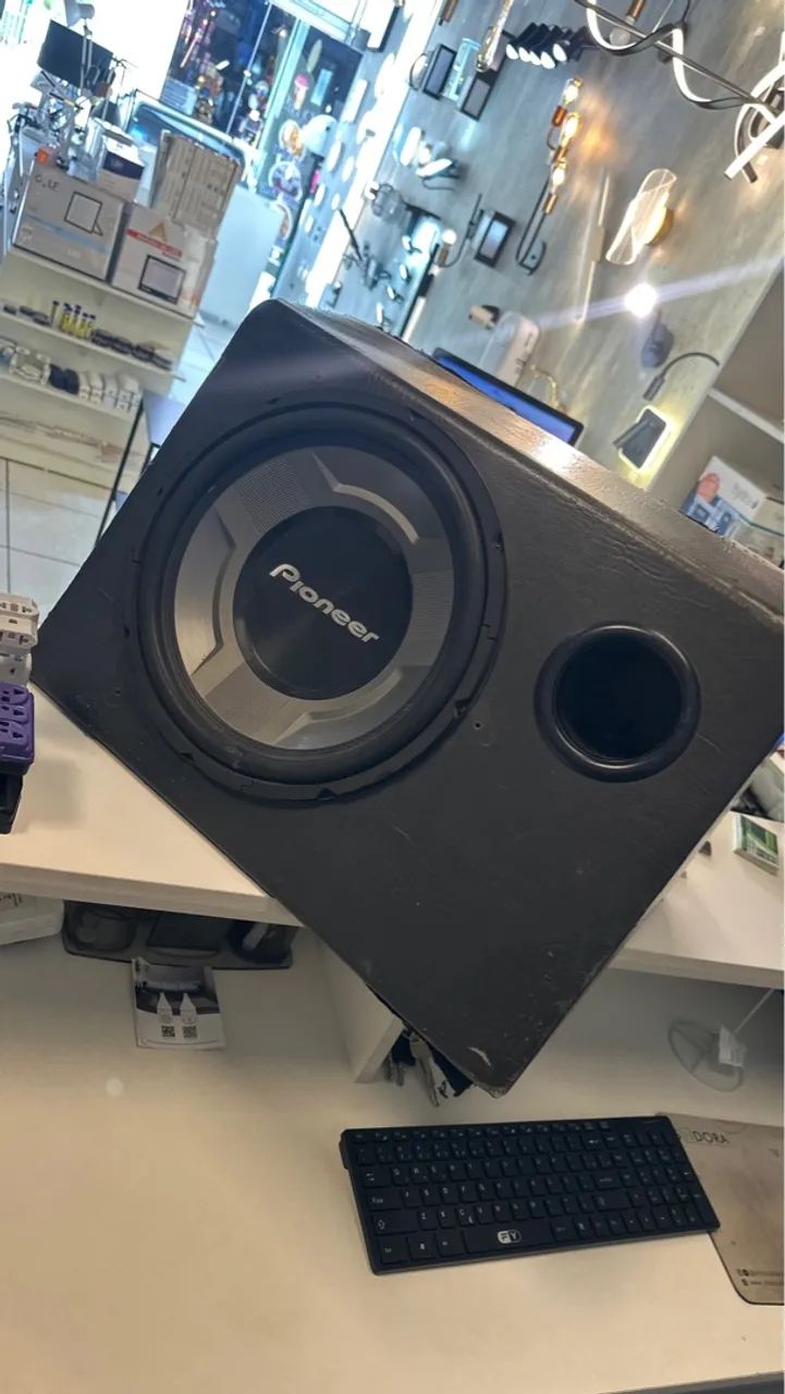 Caixa Cara Preta Sub 400w