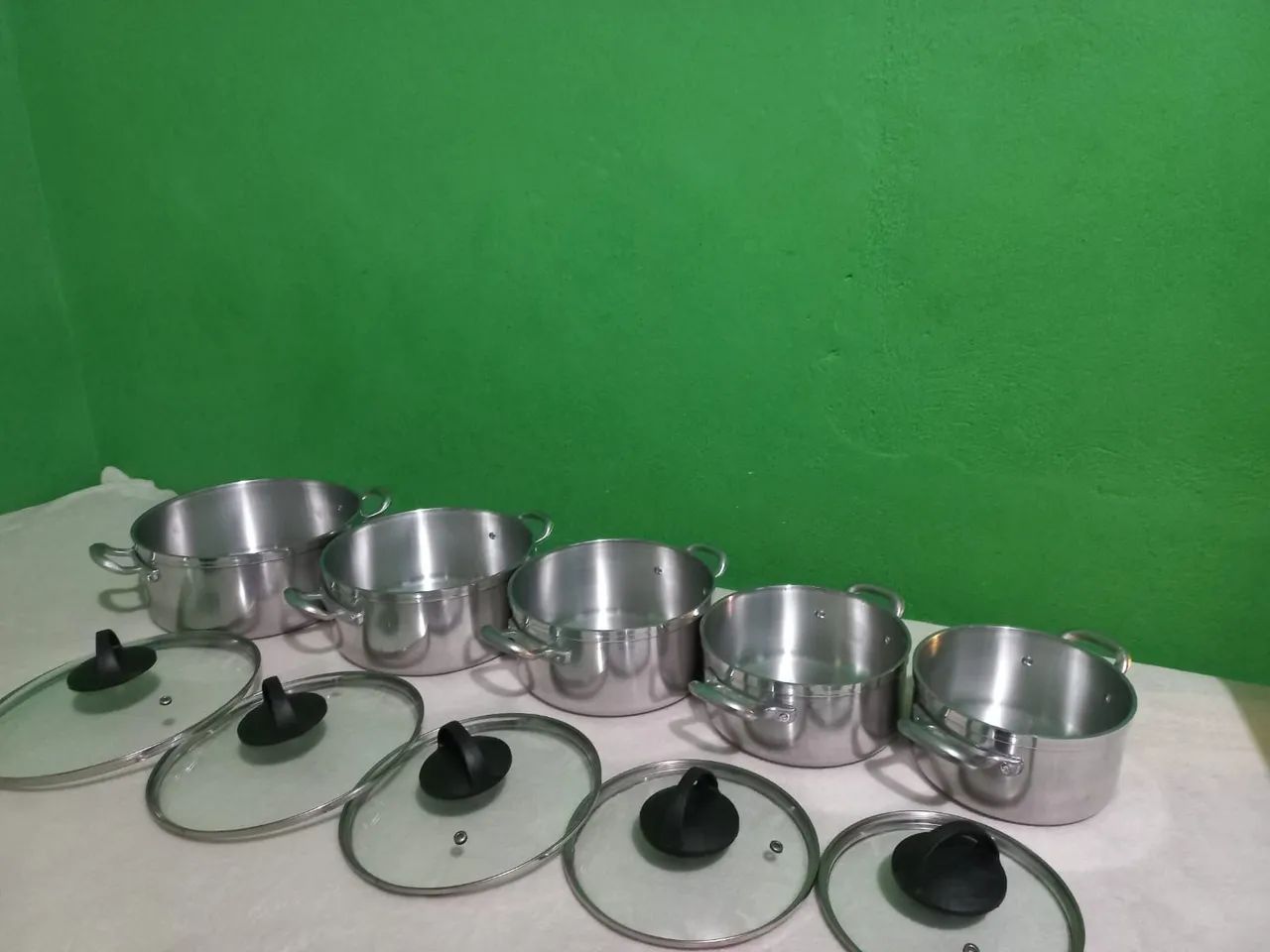 Conjunto de panelas de alumínio com tampas de vidro - Foto 3