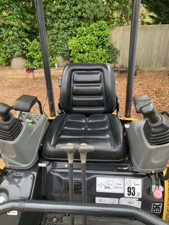 Mini escavadeira Yanmar Vio17 2020 - Foto 5