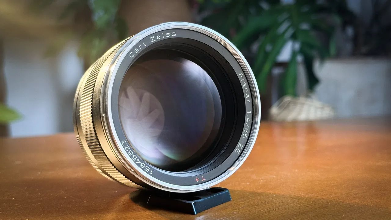 【極美品】Carl Zeiss Planar 135mm f2.8 MMJ 83 極美品】Carl Zeiss Planar 135mm f2.8 MMJ 83 Amazon.co.jp: Contax Carl