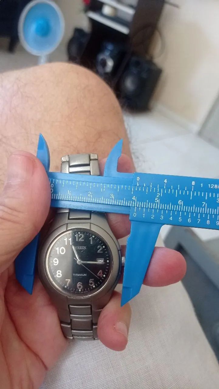 CITIZEN TITANIUM a quartz date todo lindo funcionando perfeitamente todo original  - Foto 5