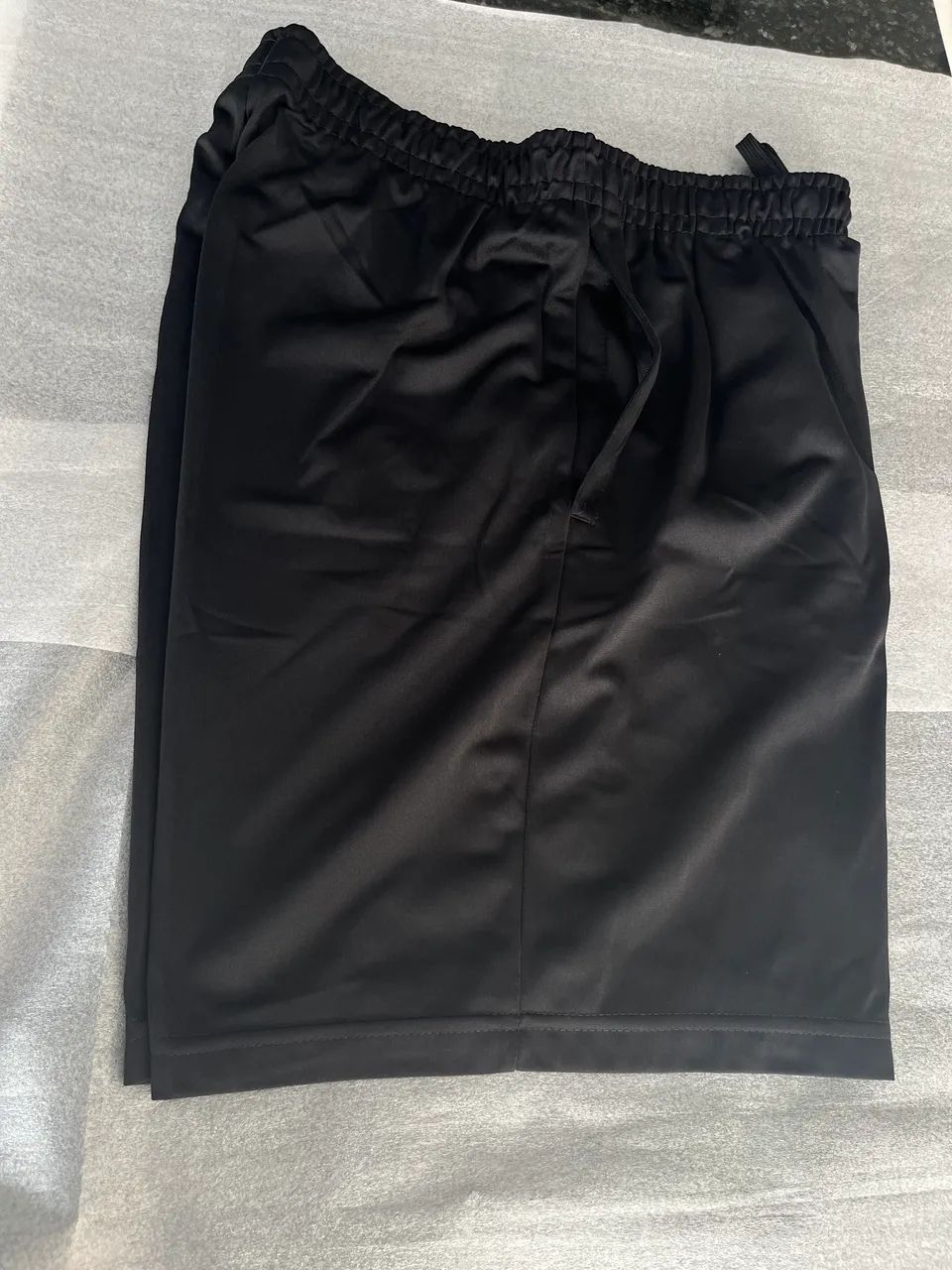 Shorts Adidas - Original - M - G - GG - Foto 2