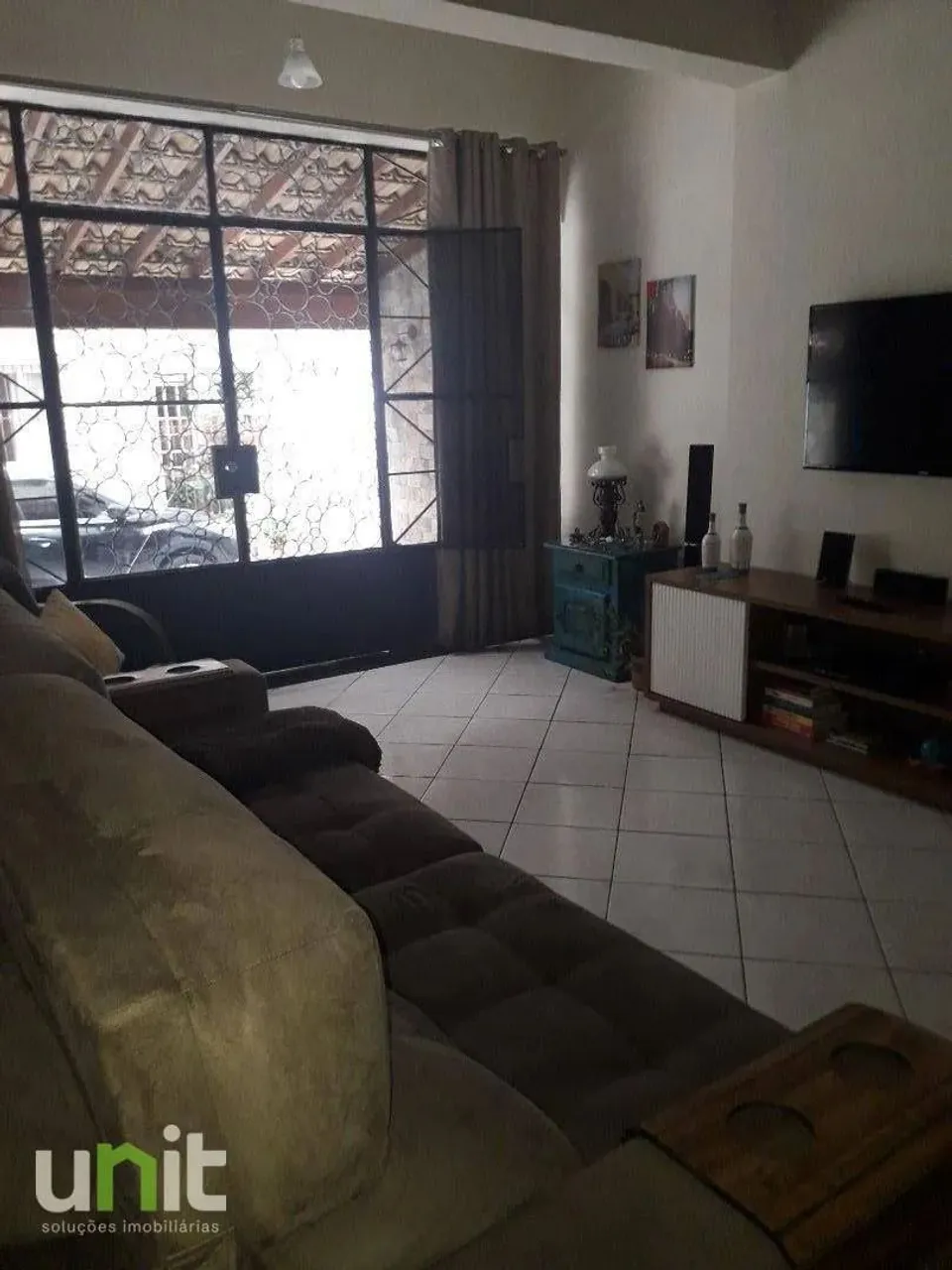 Unit Imobiliária vende casa de vila em Santa Rosa