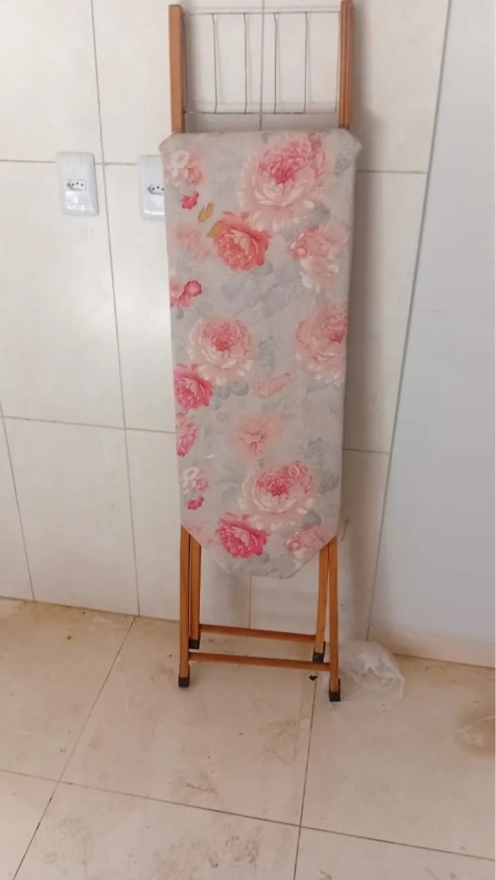 Mesa de passar roupa
