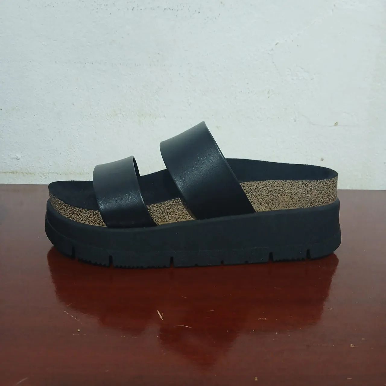 Sandália Moleca Plataforma Preta - Conforto e Estilo! - Foto 4