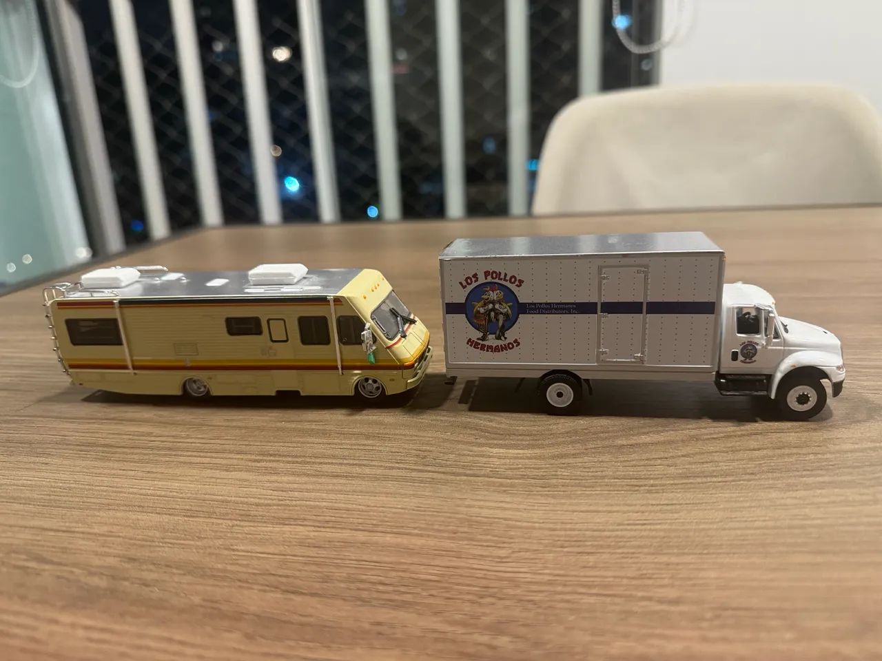 Rv e caminhao los pollos hermanos breaking bad miniatura - Foto 6