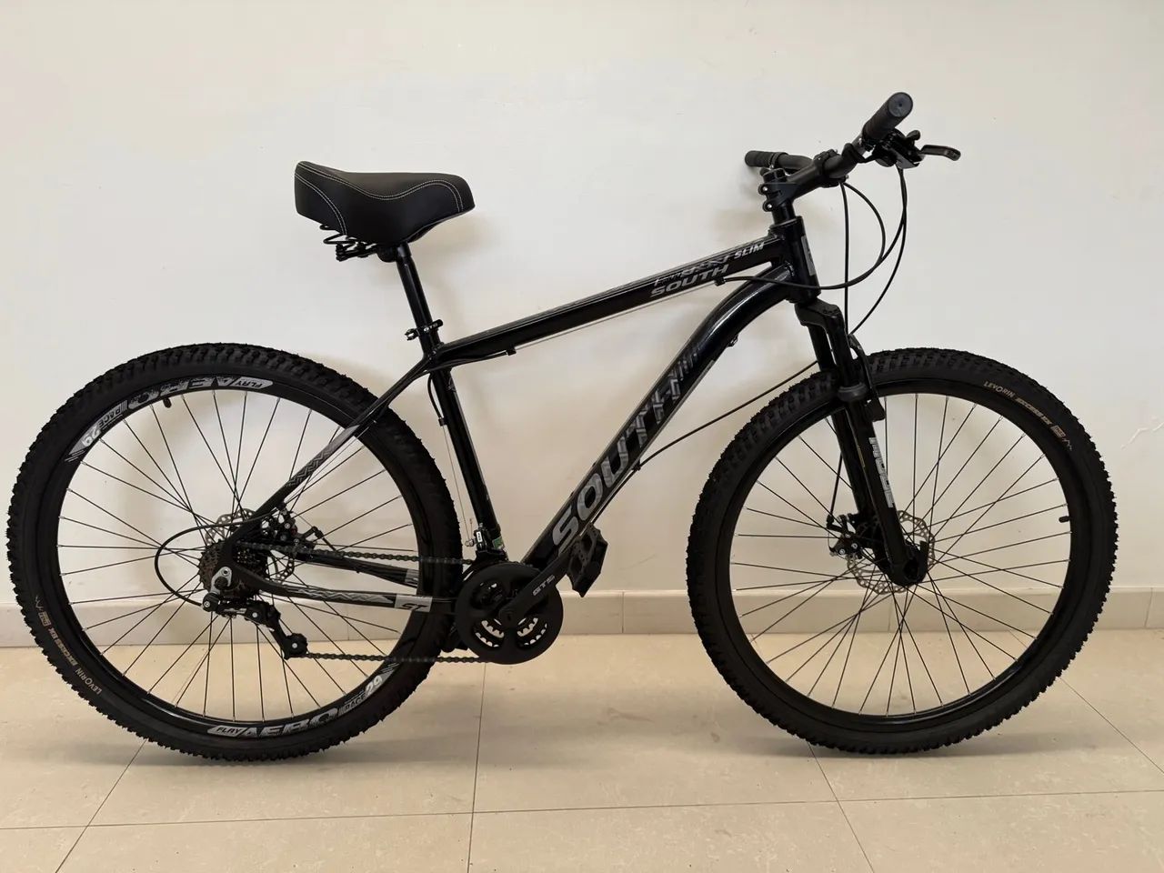 Bicicleta Aro 29 com Freio a Disco South - Foto 4