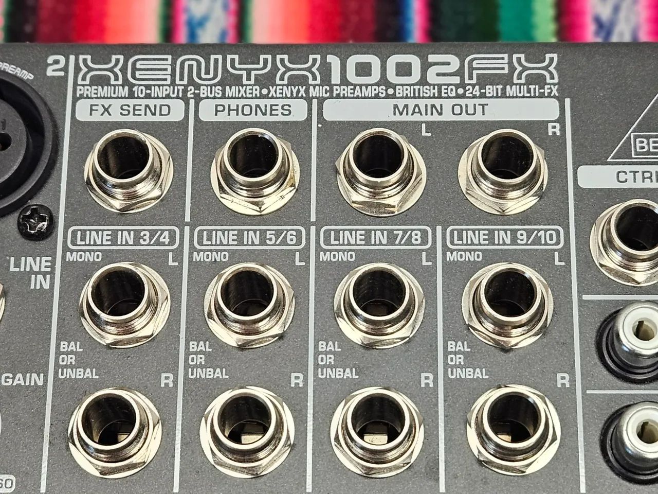 Mesa de Som Behringer Xenyx 1002FX - Foto 3