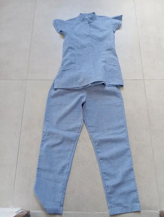Roupa de Enfermagem tamanho P (38)