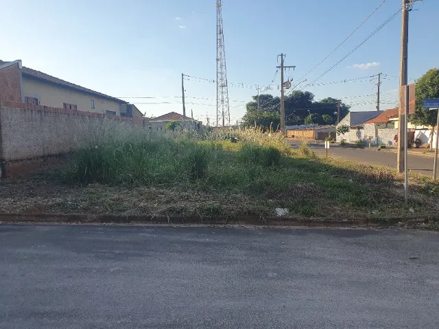 Terreno à venda 200 m² em Tabapuã