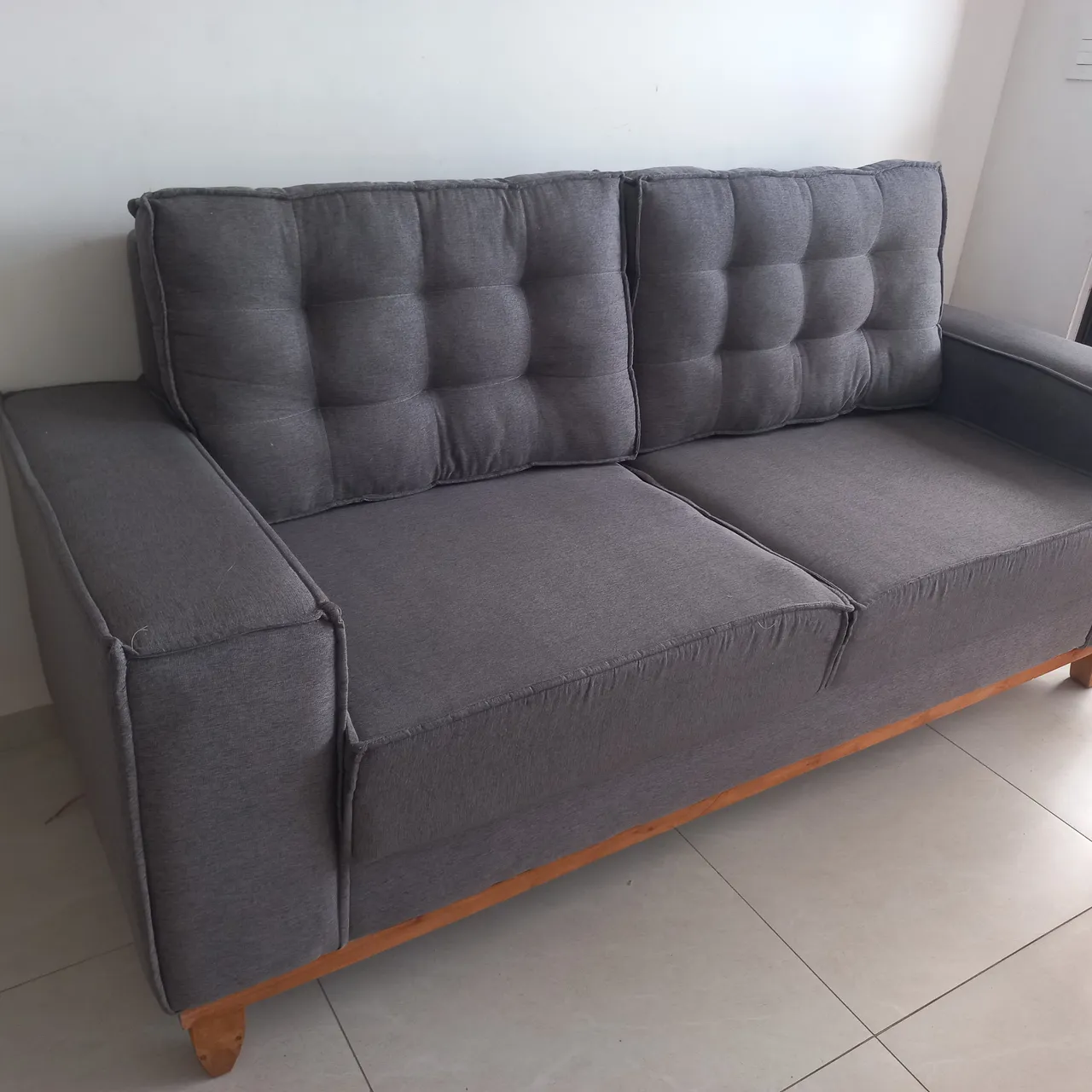 Sofá 3 lugares cinza