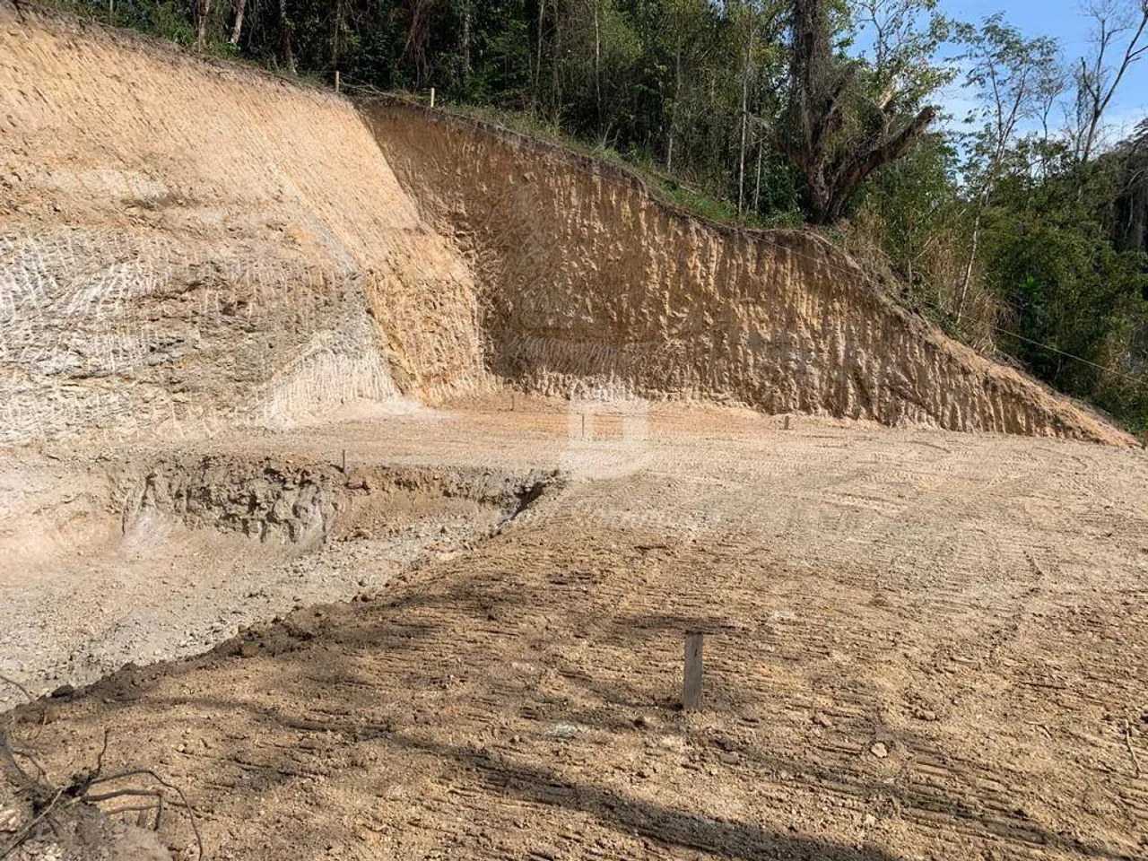 Terreno À Venda Em Pendotiba - Niterói/RJ