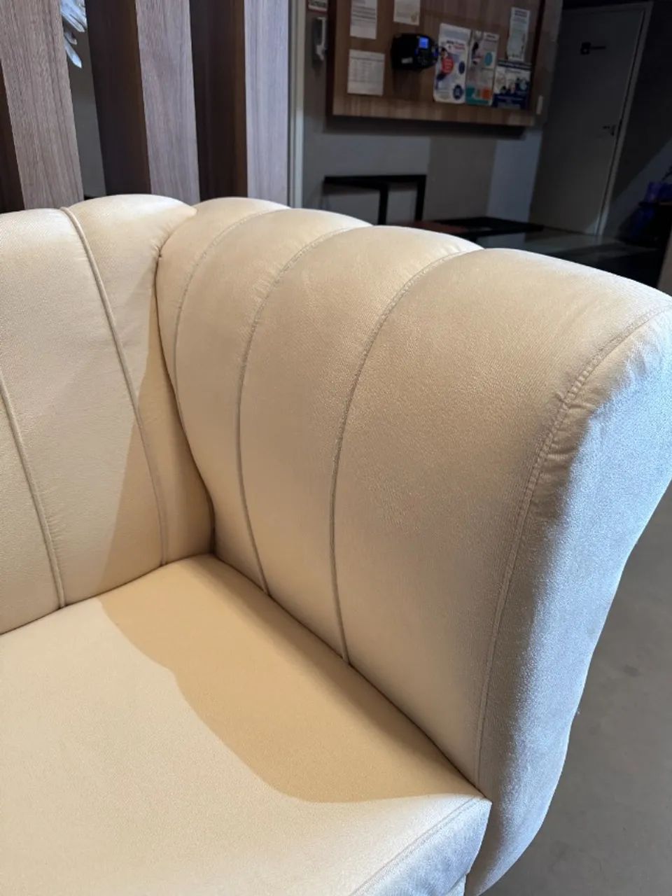 Sofá Divã Suede - Foto 4